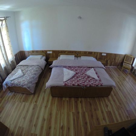 Barath Hotel & Guest House Leh Esterno foto